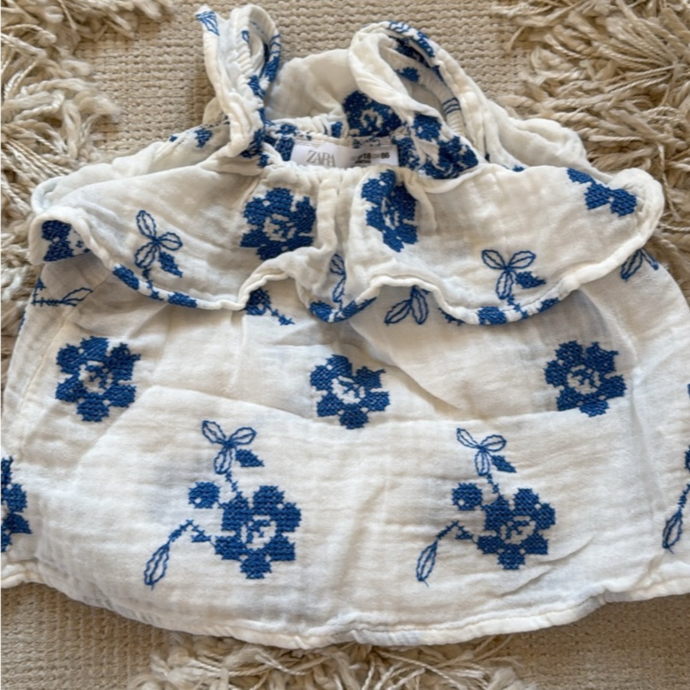 Zara Kids Floral Blue and White Accessory